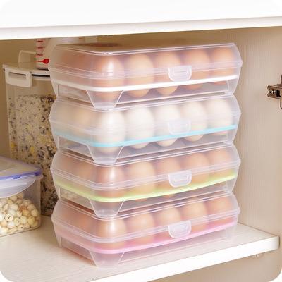 China Convenient Kitchen Plastic Egg Tray Holder With Lid Portable Egg Holders Organizer Storage Box for sale