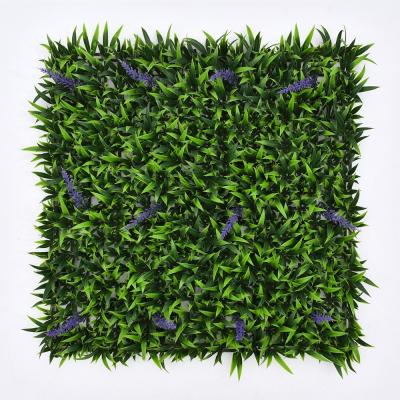 China Eco-friendly Anti-UV Decorative Synthetic Grass Fence DIY Garden Leaves Green Wall Artificial Plants For Wall Decoration for sale