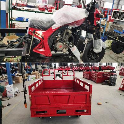 China Cargo Cargo / Passenger Tricycle For Assembly Vehicle Joint Venture Factory for sale