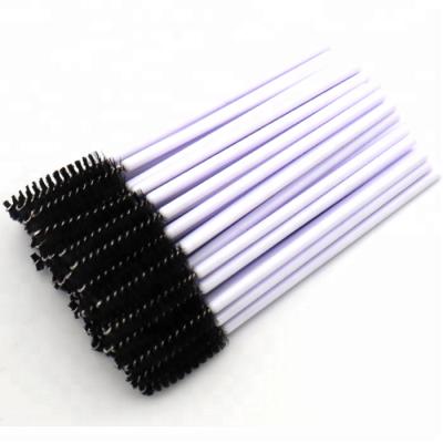 China Wholesale 50pcs/bag Flat Brush White Plastic Handle Disposable Eyelash Brush For Latest Extension for sale