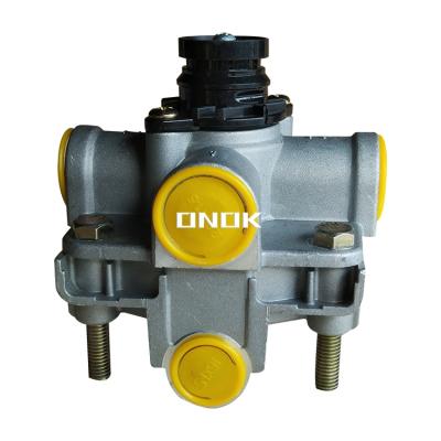 China Onok truck parts steel control valve 3173150 1506485 81521166070 0044293844 1313871 571174 for truck air brake system for sale