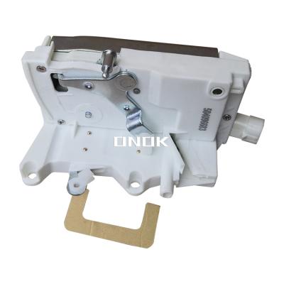 China High Quality Plastic Onok OME 504096683 Truck Body Parts Door Lock Hook For SC Truck for sale