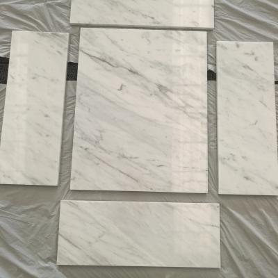 China Good Price Flooring Tiles Traditional Italian Natural Stone Venato Marble Statario White Marble for sale