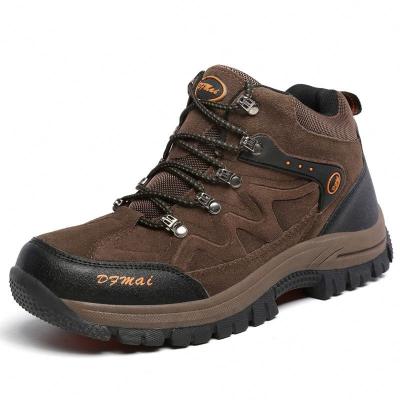 China Rubber Outdoor Hike Shoes Training Shoes Men And Women Desert Boots Safety Shoes for sale