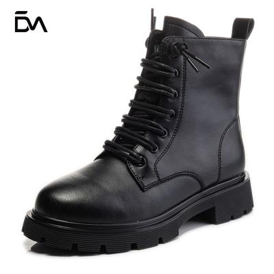 China Deodorization Style Modern Popular Design Women Boots Genuine Leather Brand New Boots for sale