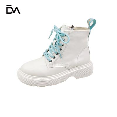 China Deodorization New Listing British Style Short Snow Boots Women Flat Net Red Soft Bottom Boots for sale