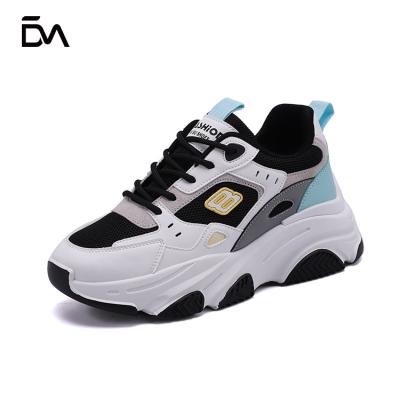 China Original Fashion Trend Promotion Soft Bottom Fashion Popular Women's Causal Shoes Running Shoes for sale