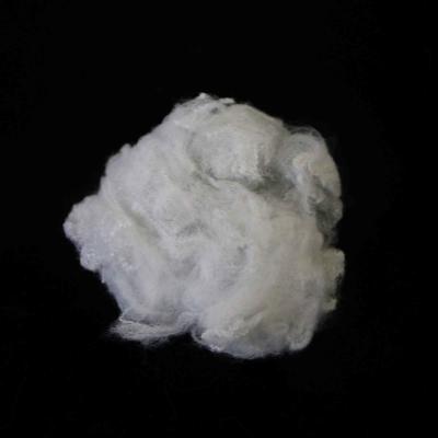 China Solid recyceltes Polyester Stapelfaser Matrix Stabilität PSF Off Weiß 51 mm zu verkaufen