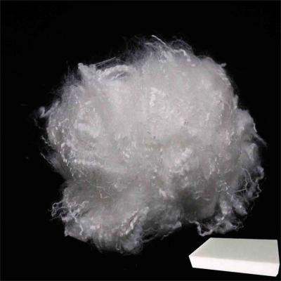 Chine Coton dur à faible point de fusion Polyester fibre synthétique 51 mm Pour rembourrage à vendre