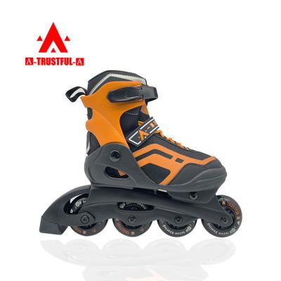 China Good Quality Freestyle Professional Kids Shoes Adjustable Frame Ship Built-in Roller Skates for sale