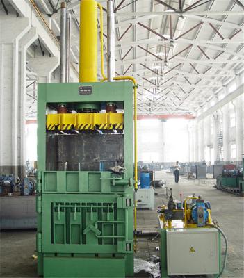 China Different Pressure Vertical Baler Machine Safe Manual Operation for sale