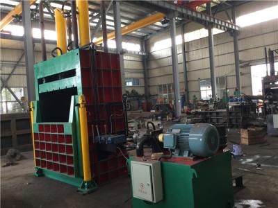 China Waste Paper Baler Machine Y82 - 200Q Vertical Balers For Press / Pack Loose Materials for sale