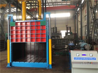 China Semi - Automatic Vertical Baler Machine For Cardboard , Manual Valve Operation for sale