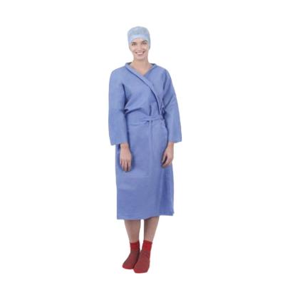 China Hospital Medical Supplies 18gsm To 60gsm Waterproof SMS Nonwoven Patient Gown With Long Sleeve for sale