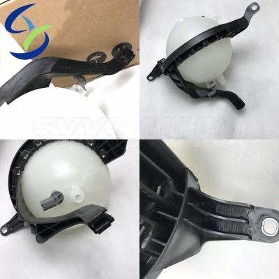 China COOLING SYSTEM FLUID EXPANSION TANK A17138614293 17138614293 17138614293 For BMW F10 528i Standard for sale