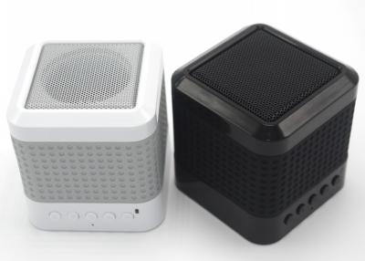 Chine Haut-parleur sans fil de Bluetooth de boom de batterie rechargeable pour le joueur à la maison de karaoke à vendre