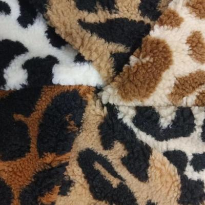 China Sherpa fabric Fashionable  Customized 100%Polyester Digital Leopard Jacquard Sherpa Fleece Fabric for sale