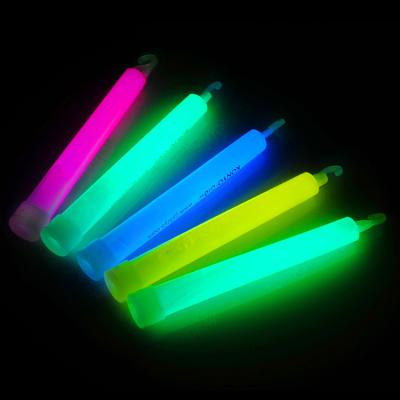 China Clubs hot sale 6 inch glow stick for concert and party for sale