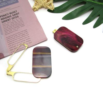 China Necklace Mini Fashion Magnifier Glasses Reading Glasses For Reading Glasses Without Arms Folding Folding Acetate Reading Glasses For Men for sale