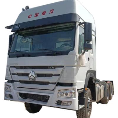 Chine High Top Cabin Tractor Truck Head Howo 10 Tyres Used 375hp Diesel Trucks à vendre