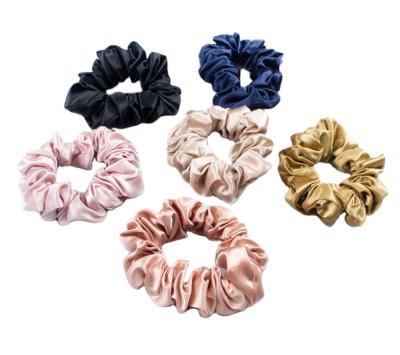 China Trendy 3.5CM Large Size Fashion Hair Scrunchies 100% Mulberry Silk Hair Flips Hair Ties For Girls&Women for sale