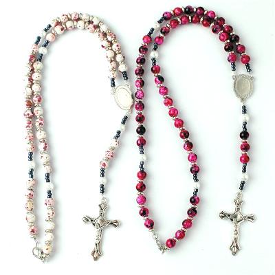 China Religious Wholesale Price 6mm Imitate Cloisonne Glass Beads Red Rosary On Wire 2021 Religious Necklace for sale