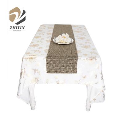 China Low MOQ Jacquard Accept Customization Waterproof Jacquard Rectangle Wedding Table Runners for sale