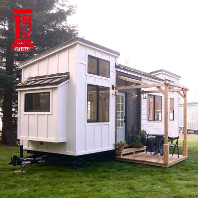 China Fu hong modern portable outdoor luxury mobile prefab log cabin standard tiny house on wheels for sale