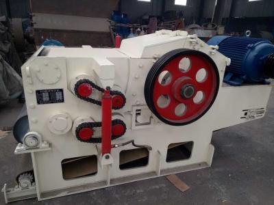 China 220kw elektrische Holzschredder Maschine 500r/M Messer Rollen Zweig Schredder Maschine zu verkaufen