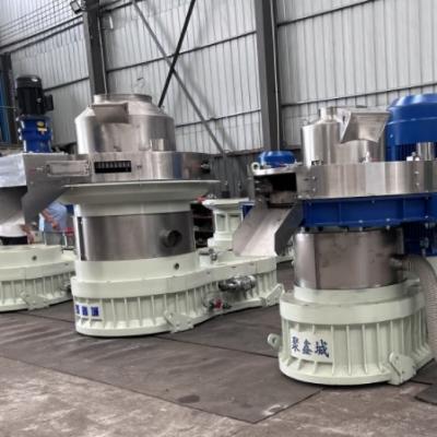 China Automatische Fettpumpe Holzpelletsherstellungsmaschine 220kw Graspellets zu verkaufen