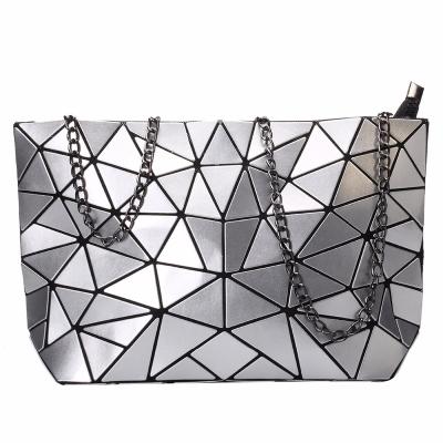 China High quality luxury handbag for women geometric rhombus pleat bag triangle reflective quilting shoulder bag for sale