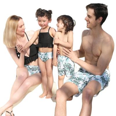 China Breathable Mommy and Me Family Beach Outfit Son Swimwear High Waist Bikini Look Mom Family Matching Swimwear Mother Daughter Dad Swimwear for sale