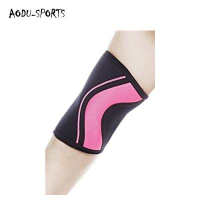 China Wholesale Custom High Elastic Breathable Neoprene Elbow Support Sleeves Comfortable for sale