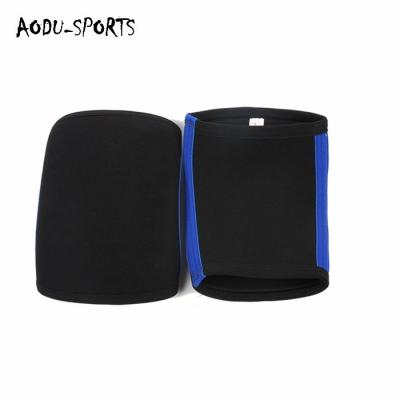 China Comfortable High Quality Compression Fitness Neoprene Elbow Sleeve for sale