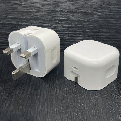 China Hot Sales Mobile Phone Fast Charger For Iphone Charger 18W 20W Type C Cable UK Fast Charger Charging Adapter For Iphone Max 13Pro for sale