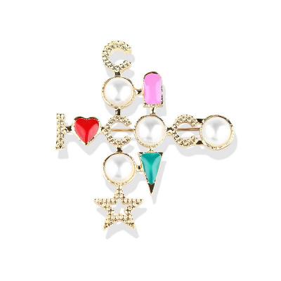 China Cc Brooch CORAL Women Fashion Brand Brooches Pin Letter Designers Pearl Scarf Double G Brooches Necklace Earrings Luxury Jewelry Set for sale