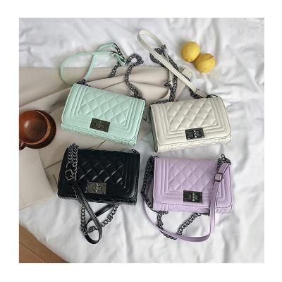 China Vintage Stitched 2021 Luxury Diamond Lattice Chains Crossbody Bag Candy Color Single Shoulder Purses For Women Handbags and Purses for sale