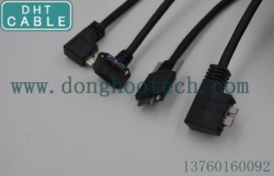 China Douane USB 3,0 Hoekige Kabel met het Sluitenschroeven van de Beeldverwerking Te koop