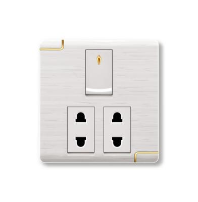 China Design 1 Band 2 Way Switch 4 Pin Socket Light Switch With Residential / General Purpose Multifunctional Power Socket for sale