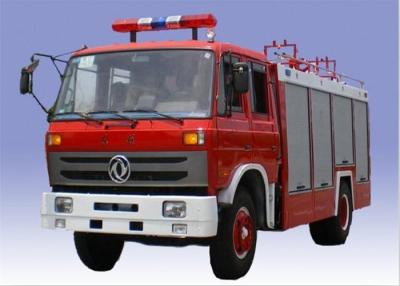 Cina Camion di estinzione di incendio di colore rosso un'acqua da 5000 litri e una schiuma da 1500 litri con la pompa ad alta pressione in vendita