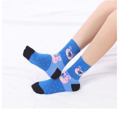 China Polyester Customized socks children's breathable and sweat-absorbing sports socks cheap female socks wholesale for sale