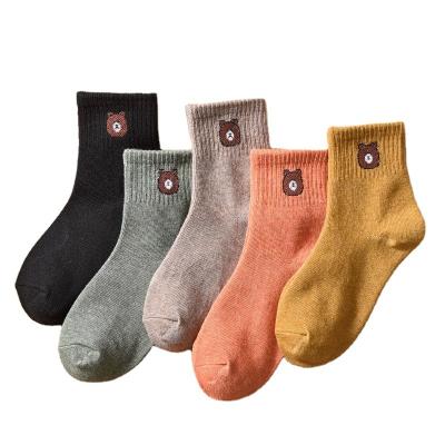 China Wholesale Women's Socks Polyester Breathable And Sweat-absorbent Small Bear Thick And Fashionable Sports Socks For Women for sale