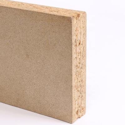 China Modern Furniture Grade Laminated Particleboard Raw Chipboard 16mm Plywood for sale