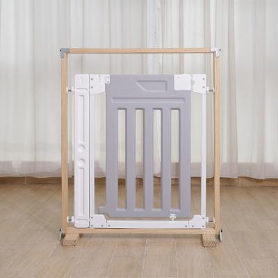 China Easy Install Plastic Baby Gate Factory Adjustable Indoor Gate Safety Fence For Kids Baby Stair Gates Barrier Fence for sale