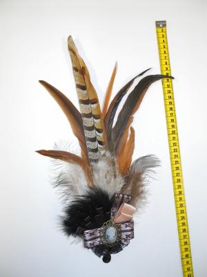 China 10x40cm Hat Decoration Feather Brooch Pin , Feather Hat Pin With Accessory for sale