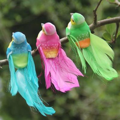 China Decoración de la fiesta de Navidad Aves con plumas artificiales con accesorios en venta