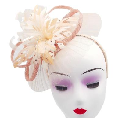 China Envio UPS DHL EMS Fedex TNT Perfeitamente tingido Sinamay Base e Feather Fascinator Hat à venda