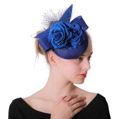 China Decoração de festa Sinamay Feather Fascinator com acessório de fio 20 * 30 cm à venda