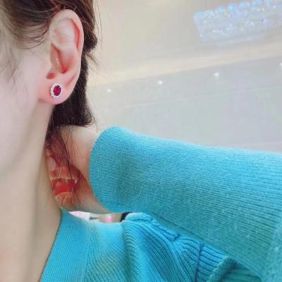 China Customized FASHIONABLE Natural Diamond 18K Ruby Stud Earrings Ear Studs Earrings For Women for sale