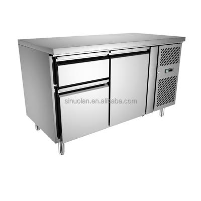 China El refrigerador comercial de acero inoxidable de la tabla de funcionamiento de Worktop del gabinete del refrigerador del refrigerador de Undercounter contó menos de la cuenta el refrigerador en venta